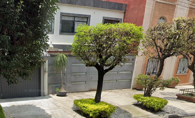 EXCELENTE PROPIEDAD EN ROMA SUR