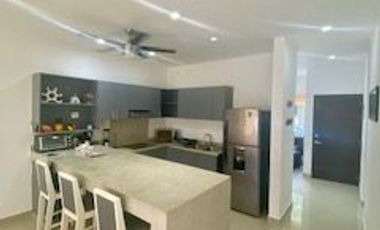 EXCLUSIVA RESIDENCIA EN RENTA AMUEBLADA  A UNOS PASOS DEL MAR EN PUERTO MORELOS $25,500