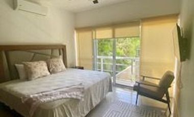 EXCLUSIVA RESIDENCIA EN RENTA AMUEBLADA  A UNOS PASOS DEL MAR EN PUERTO MORELOS $25,500