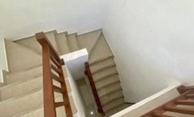 EXCLUSIVA RESIDENCIA EN RENTA AMUEBLADA  A UNOS PASOS DEL MAR EN PUERTO MORELOS $25,500