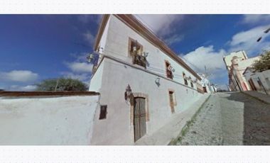 Hotel en Venta Calle Manuel Doblado 1 San Pedro de los Pozos, Guanajuato./ Posesion Bancaria