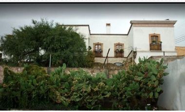 Hotel en Venta Calle Manuel Doblado 1 San Pedro de los Pozos, Guanajuato./ Posesion Bancaria