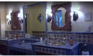 Hotel en Venta Calle Manuel Doblado 1 San Pedro de los Pozos, Guanajuato./ Posesion Bancaria