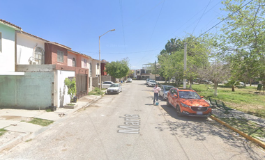 -Casa en Remate Bancario- Rincón San Antonio, Gómez Palacio, Durango.