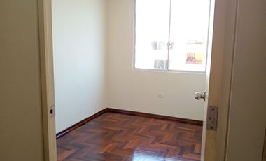 VENDO AMPLIO DEPARTAMENTO EN CHORRILLOS