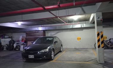 VENDO AMPLIO DEPARTAMENTO EN CHORRILLOS