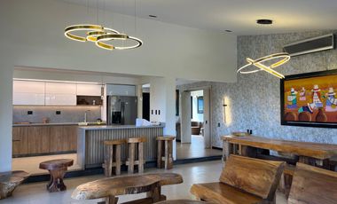 Venta Espectacular Casa de Campo sector Combia Pereira