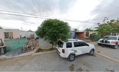 Casa en Calle Villa de San Fernando, Reynosa, Tamaulipas NO CREDITOS