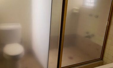 CASA EN VENTA EN VIVEROS DE LA LOMA, AMPLIA