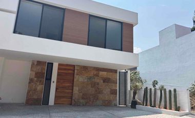 Casa en condominio en venta en el norte de Cuernavaca Morelos