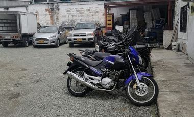 Vendo parqueadero en Envigado
