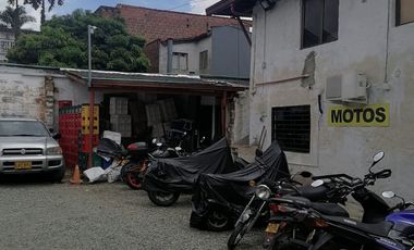 Vendo parqueadero en Envigado