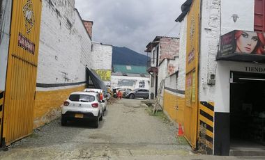 Vendo parqueadero en Envigado