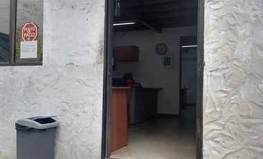 Vendo parqueadero en Envigado