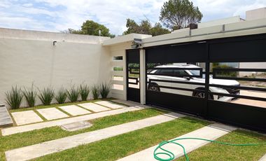 SE VENDE CASA DE DOS PLANTAS en  Privada La Rivera Tulancingo Hgo