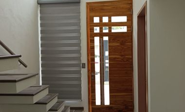 SE VENDE CASA DE DOS PLANTAS en  Privada La Rivera Tulancingo Hgo