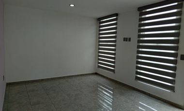 SE VENDE CASA DE DOS PLANTAS en  Privada La Rivera Tulancingo Hgo