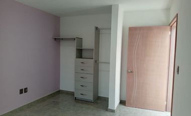 SE VENDE CASA DE DOS PLANTAS en  Privada La Rivera Tulancingo Hgo