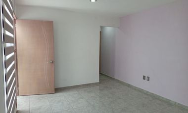 SE VENDE CASA DE DOS PLANTAS en  Privada La Rivera Tulancingo Hgo