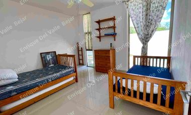 VENTA CASA DE UNA PLANTA PRIV CHOLUL