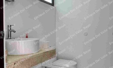 VENTA CASA DE UNA PLANTA PRIV CHOLUL