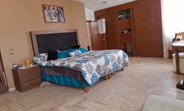 Casa en Venta en El Cerro del Tesoro, San Pedro Tlaquepaque, Jalisco