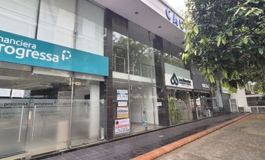 LOCAL COMERCIAL ARRIENDO CAOBOS 2E