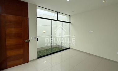 Casa de Estreno en Alameda Country Club – ¡Vive Tranquilo en una Zona No Inundable!