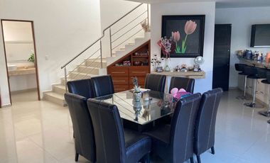 AMPLIO JARDIN CASA HORIZONTES II