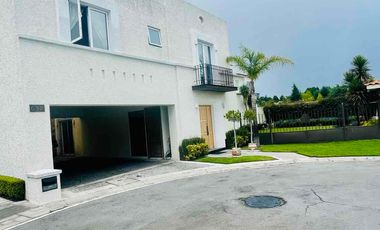 Amplia residencia en El Castaño