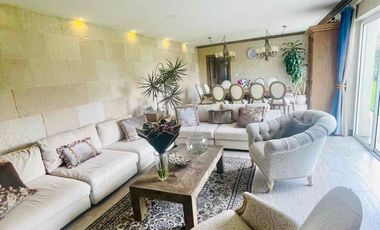 Amplia residencia en El Castaño