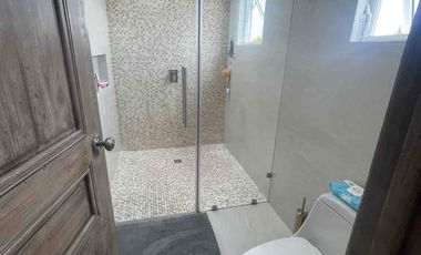 Amplia residencia en El Castaño