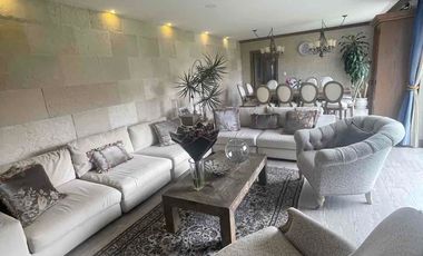 Amplia residencia en El Castaño