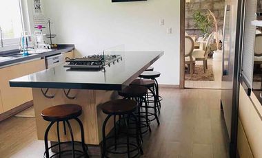 Amplia residencia en El Castaño