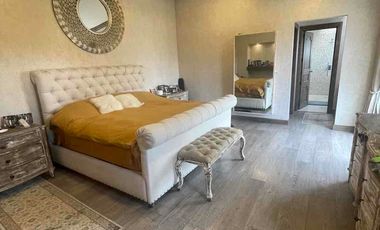 Amplia residencia en El Castaño