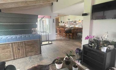 Amplia residencia en El Castaño