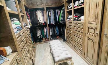 Amplia residencia en El Castaño