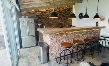 Amplia residencia en El Castaño