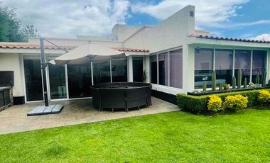 Amplia residencia en El Castaño