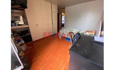 Oportunidad Única Casa En Venta En La Exclusiva Urbanizacion Santa Laura - Chorrillos