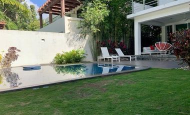 Casa en venta en Villa magna Cancun estilo moderno.