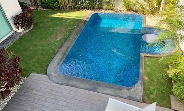 Casa en venta en Villa magna Cancun estilo moderno.