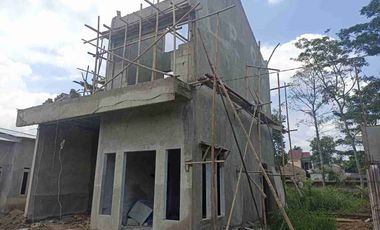 Rumah 2 lantai area pasar Parung ,400 jutaan