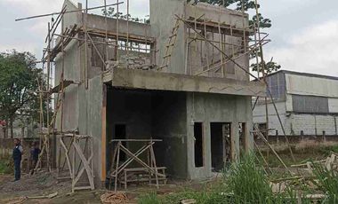 Rumah 2 lantai area pasar Parung ,400 jutaan