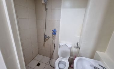 COZY 2-BEDROOM CONDOMINIUM WITH PARKING IN TAGAYTAY