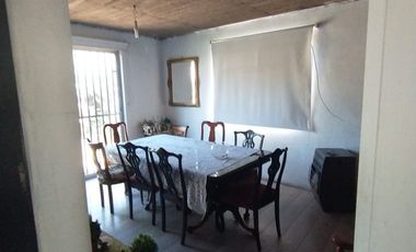 Casa y tereno amplios 3 dormitorios dos baños comuna La Florida
