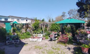 Casa y tereno amplios 3 dormitorios dos baños comuna La Florida