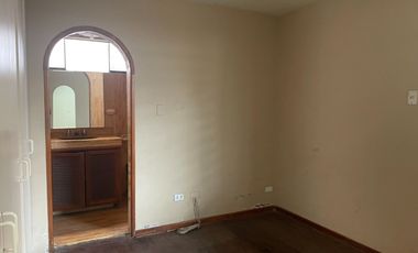 Venta de Amplia Casa en Urb. Monterrico Norte, San Borja