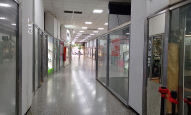 ALQUILER DE LOCAL SOBRE FLORIDA