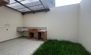 CASA CRÉDITO VIP DE 4 DORMITORIOS EN VENTA SECTOR RICAURTE
